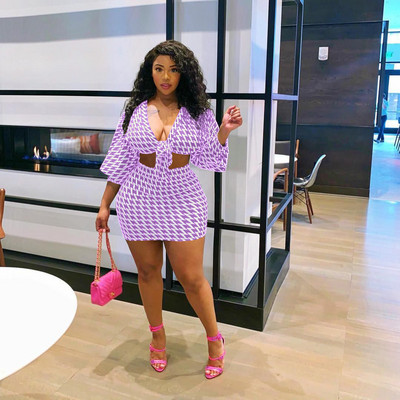 CM.YAYA sieviešu lielizmēra komplekts ar apdruku ar pilnām piedurknēm V-veida kakla pārsējs, apgriezti topi Mini svārki Divi 2 daļ. komplekti Modes apģērbs 2021. gada rudens