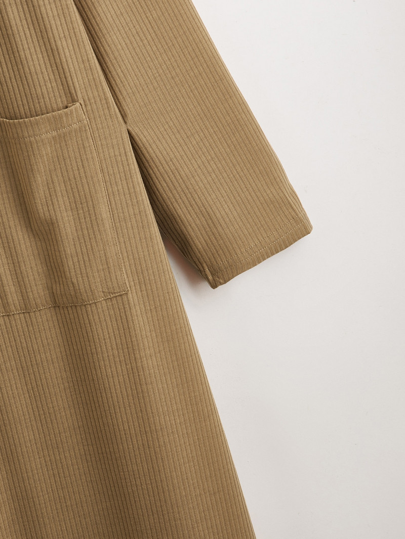 Liela izmēra, ar garām piedurknēm, pavasara rudens, vienkāršs jaciņš sievietēm, priekšpusē atvērtas ar dubultām kabatām, rievotas adītas putekļu jakas mētelis, liels izmērs 5XL