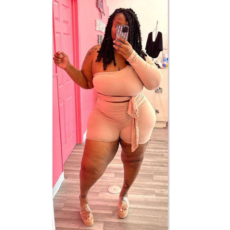 Wmstar Plus izmēra komplekti 2 daļīgi tērpi šortu komplekti, apgriezti ar vienu piedurkni.