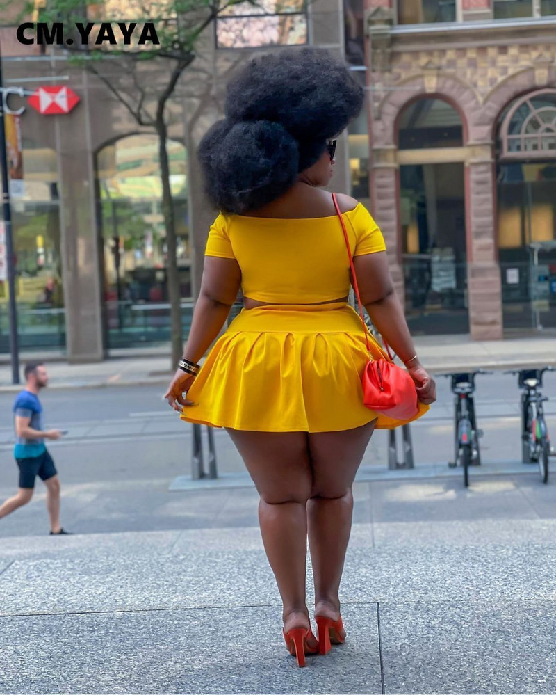 CM.YAYA lielizmēra, divi, 2 daļīgs komplekts ar slaidu kakla izgriezumu ar īsām piedurknēm + mini kroku svārku komplekts, seksīgs ikdienas tērpu komplekts 2021. gada vasara