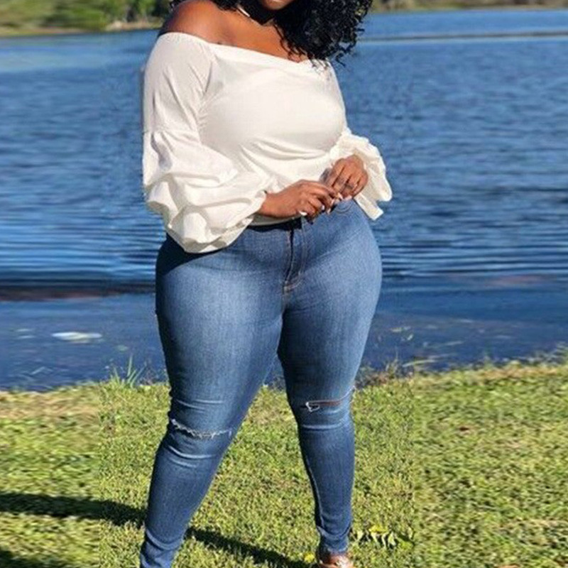 Vispārpiemērots balts lielizmēra T-krekls Pavasaris Vasara Sexy One Word Apkakle ar kroku garām piedurknēm Slim Top Anglijas sieviešu apģērbi