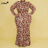 2022. gada jauna lielizmēra rudens apaļa kakla rāvējslēdzējs ar garām piedurknēm halāts, sieviešu modes apdruka