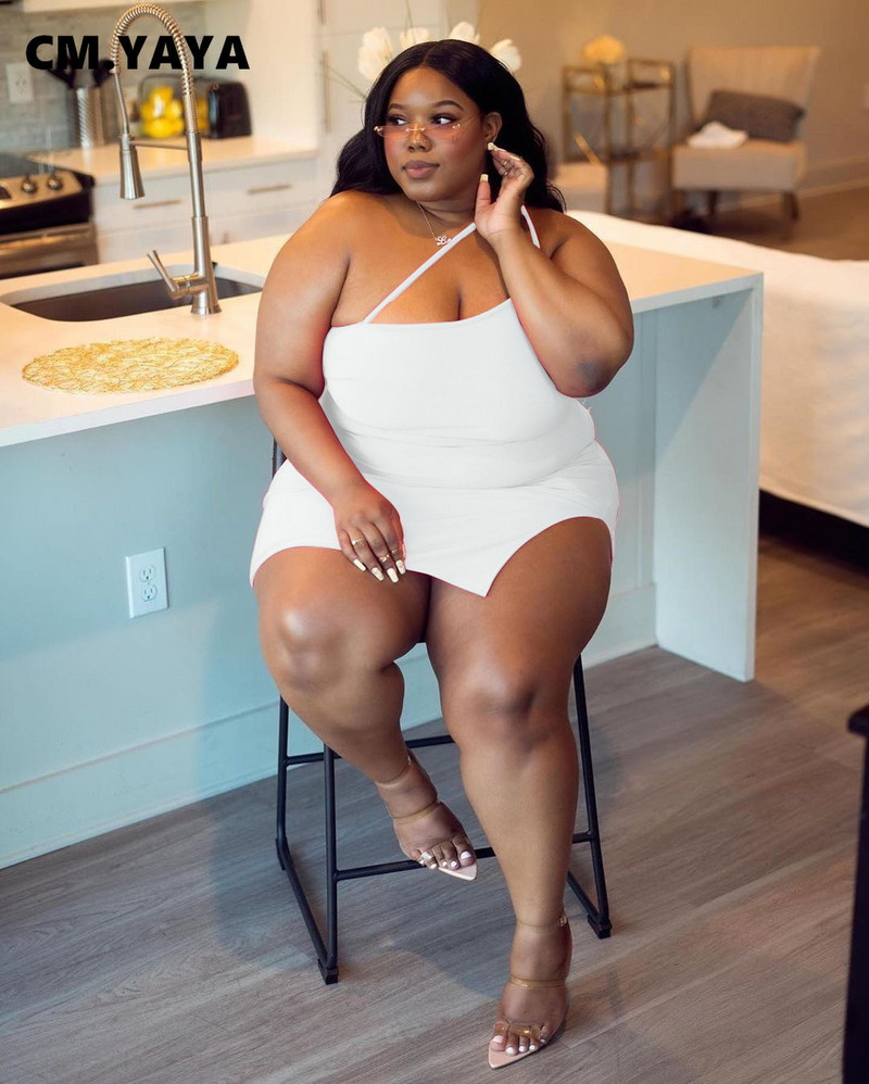 CM.YAYA liela izmēra sieviešu spageti siksniņa ar šķību kaklu Bodycon sānu mini Midi kleita Seksīga nakts ballīšu kleitas bez piedurknēm