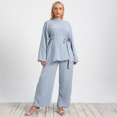 Divdaļīgs komplekts ikdienas lielizmēra sieviešu apģērbi, lina bikškostīmi, modes zili eleganti, garām piedurknēm, platām bikses, divdaļīgs apģērbs