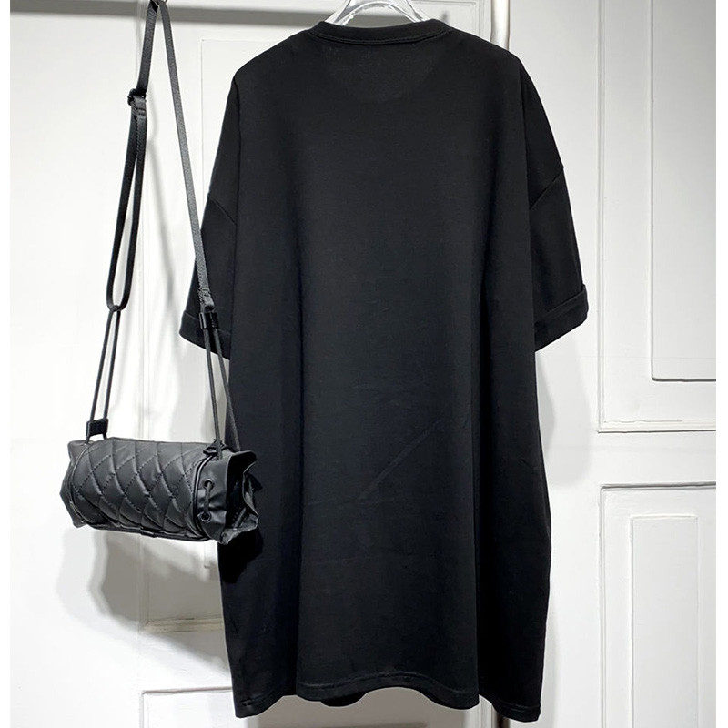 Κορεάτικο μπλουζάκι με στρογγυλή λαιμόκοψη τζιν ίσιο φόρεμα Καλοκαιρινό μαύρο ευέλικτο, κοντό μανίκι, μεσαίου μήκους έκδοση