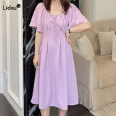 Vienkāršības kvadrātveida apkakles pulovers Sieviešu korejiešu kroku mežģīņu vasaras drēbes purpursarkanas īsām piedurknēm lielizmēra Midi A līnijas kleitas