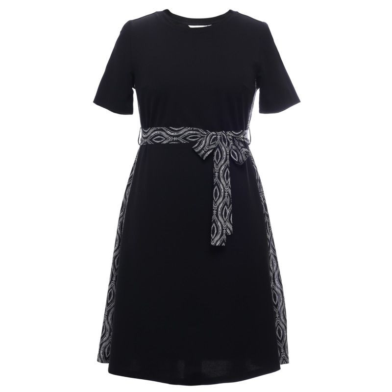 2023. gada vasara, jauni lielizmēra apģērbi ar apdruku, savienojuma jostasvieta, adīta apkakle, melna, daudzpusīga pārsējs ar īsām piedurknēm kleita līdz ceļgalam