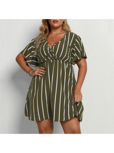 Dryžuota suknelė V formos iškirpte trumpomis rankovėmis laisvu juosmeniu ir laisvalaikio bohemiška plius dydžio apranga vakarėlio suknele