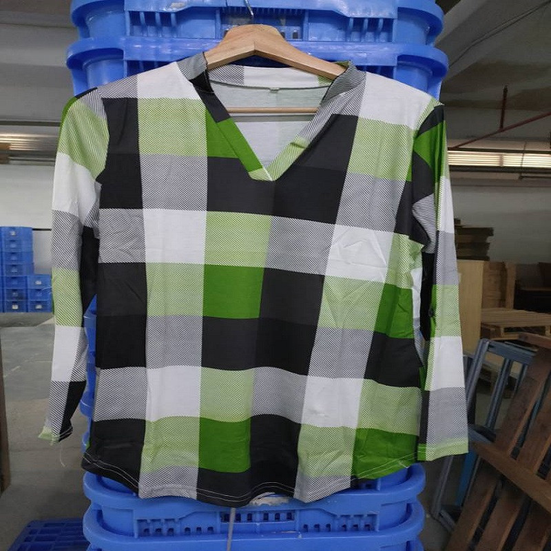 Moodne ruuduline pluus Naiste suvised Täisvarrukatega pluusid Tunika V kaelusega Naiste Naiste vabaaja särgid Topid