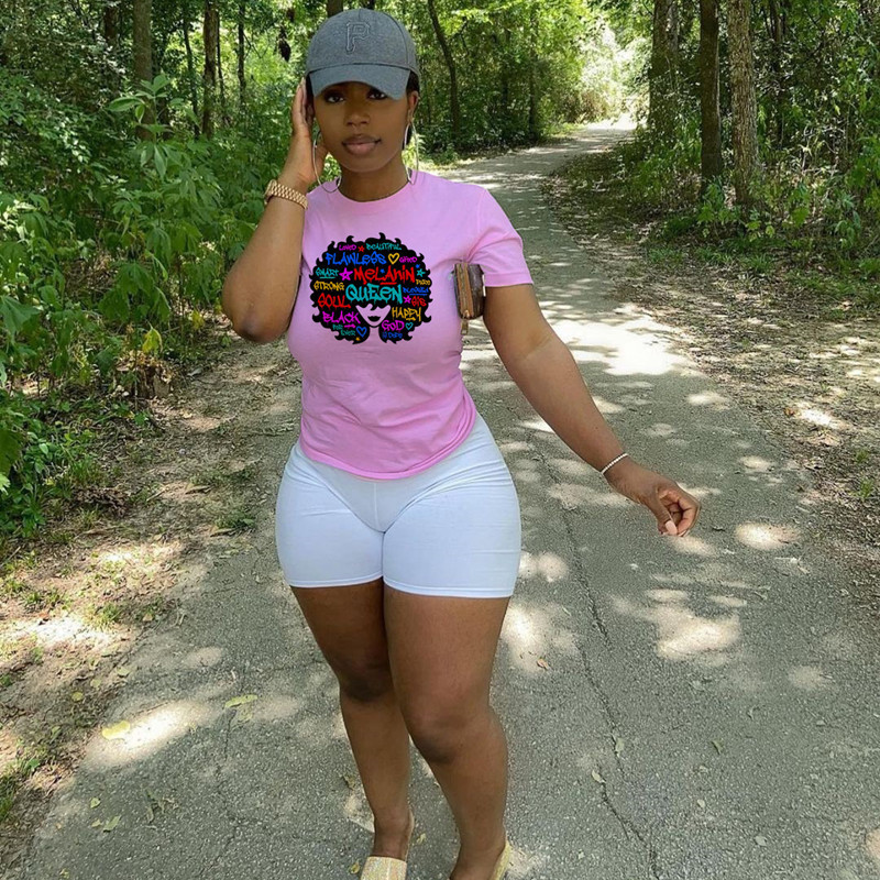 Divatos lány királynő színes betűkkel nyomtatott póló Divatos, kényelmes egyéniség, rövid ujjú felső pólók Női pólók