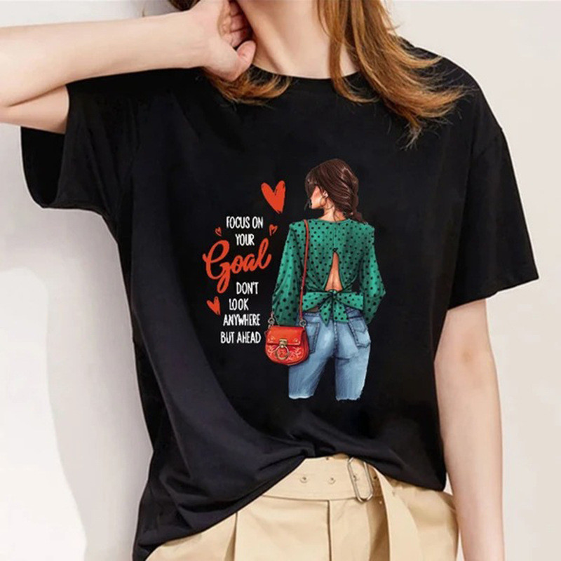 Letné módne tričko Moderné dievčenské tričko Dámske topy Základné O-krídlové čierne tričká Voľné tričko s krátkym rukávom