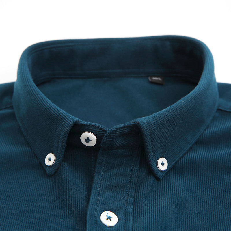 Modes japāņu stila vīriešu velveta krekls ar garām piedurknēm ar vienu ielāpu kabatu Ērts darbam Ikdienišķa izmēra pogām nolaižami krekli