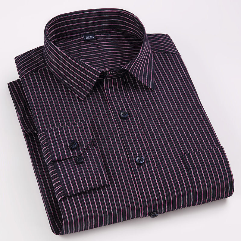 Vīriešu klasiski standarta formas strīpaini rūtaini sociālā biroja kleitu krekls ar vienu ielāpu kabatas formālu biznesa pamata krekli