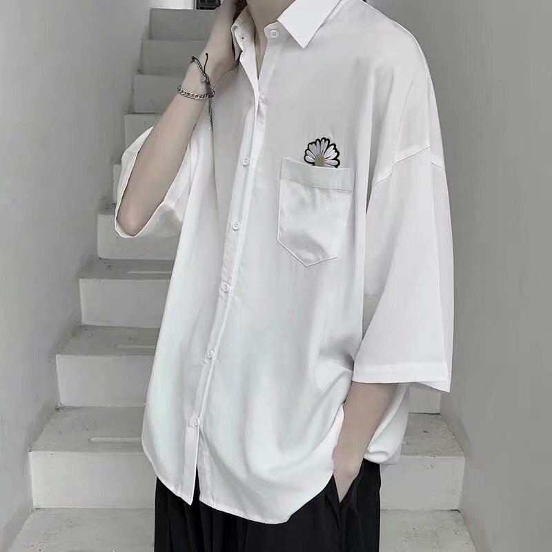 Margrietiņas ziedu apdruka Melni balti krekli ar īsām piedurknēm pludmales ielas apģērbi Havaju krekli Vīriešu ikdienas Harajuku Aloha krekls vīriešiem