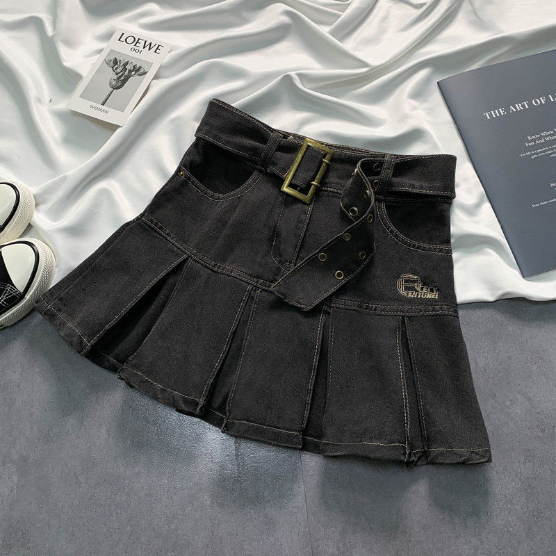 Y2k svārki Sieviešu karsti Sweetheart lielizmēra džinsa kroku svārki 2023. gada jauni Harajuku modes svārki ar augstu vidukli, tievi Goth mini līnijas svārki