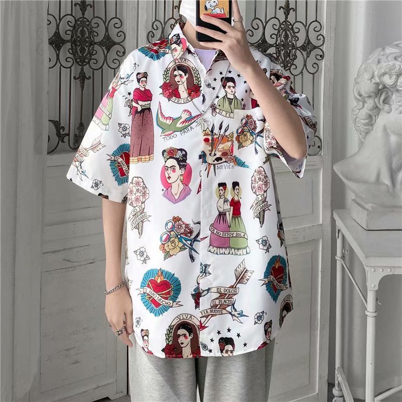 Vasaras jauni vīriešu krekli Japāņu modes topi ar īsām piedurknēm Krekli Ikdienas vīriešu apģērbi Ielu apģērbi Trend Print Ziedu krekli vīriešiem