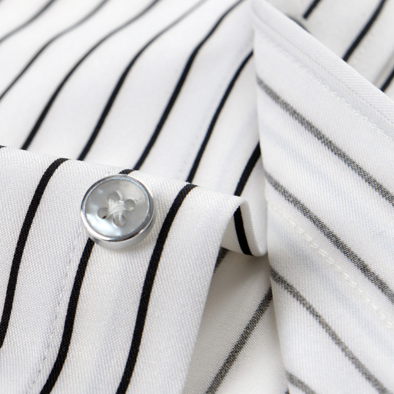 Ριγέ πουκάμισα για άντρες Κοντό μανίκι Strech Καλοκαιρινό μαλακό επαγγελματικό πουκάμισο Casual κανονική εφαρμογή Χωρίς τσέπη Κοινωνική μη σιδερένια μπλούζα