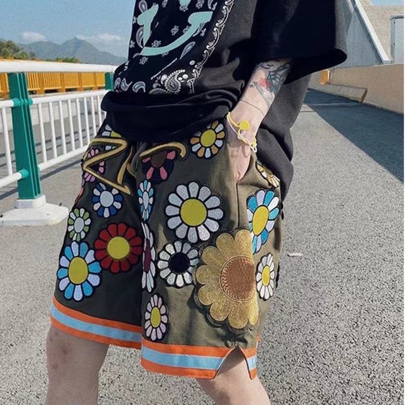 Japán stílusú hímzett rövidnadrág férfiaknak Divat napraforgó nyomott rövidnadrág nőknek Nyári kauzális Anime rövidnadrág Beach Y2k rövidnadrág