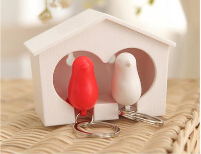 Karstais komplekts 2 putnu atslēgu piekariņš + mājas ligzdas svilpes atslēgu turētājs ķēdes gredzens atslēgu turētājs atslēgu piekariņš atslēgu piekariņš kulons pakaramais Moderna dāvana