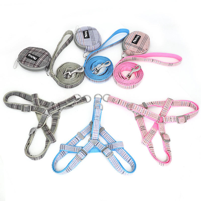 Elpojoša neilona suņu iejūga un pavadas komplekts Plaids maziem vidējiem suņiem Iejūga mājdzīvnieku pastaigu pavada virve ar uzkodu maisiņu Pitbull mopsim