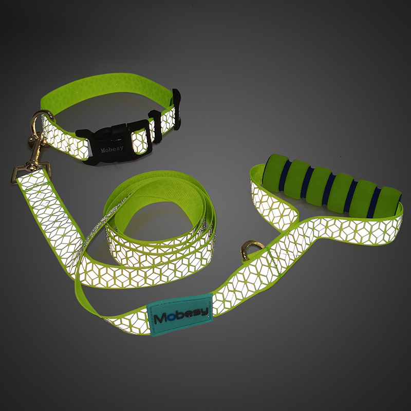 Atstarojoša suņu kakla siksna Izturīga, izturīga mājdzīvnieku kucēna iejūga Vilces virve mazo suņu zvēru bandai korgiju kurts