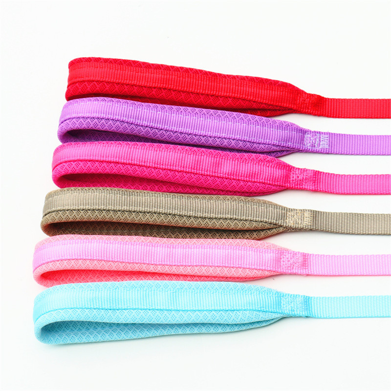 Hímzés Kettős felhasználású kutyahám és póráz Szép kisállat hátizsákok Cukorka Színek Uzsonnatáskák Chihuahua Yorkies kültéri játékhoz 10E