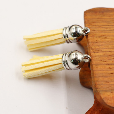 20 buc/lot ciucuri din piele intoarsa breloc ciucuri bricolaj Craciun breloc pandantiv bijuterii de vara confectionare cercei brelocuri Găsire