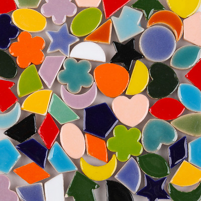 100g/3.52oz(aptuveni 50gab.) Porcelāna mozaīkas flīzes 0.5cm biezums zvaigzne/sirds/apaļa/zieda forma DIY mozaīkas amatniecības materiāli