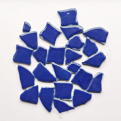 Zilā un baltā porcelāna fragmenti 3 unces/85 g (4–5 gab.) Keramikas mozaīkas flīzes DIY amatniecības flīžu mozaīkas izgatavošanas materiāli