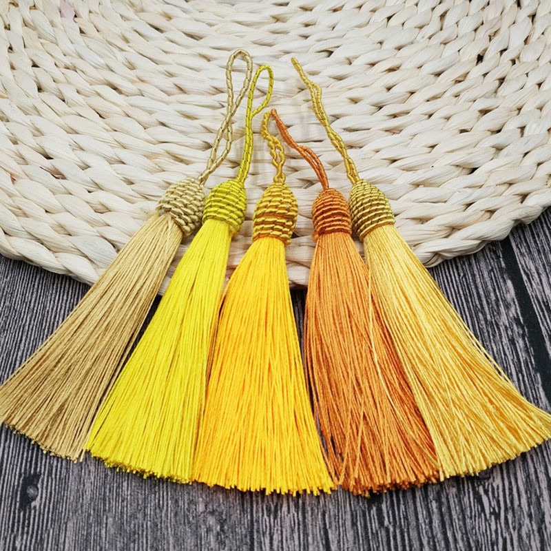 2 vnt. / siunta 9 cm Siūlai Kutai Dekoratyviniai šilko kutai, papuošalai „pasidaryk pats“ kutų siuvimo audiniai Priedai Kraštelių apdaila kutų pakabukui