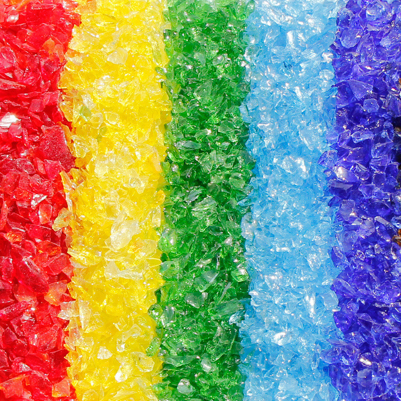 100 g / 3,52 uncijos spalvingos stiklo smėlio mozaikinės plytelės Stiklo skeveldros, „pasidaryk pats“ mozaikos amatai, plytelių dekoratyviniai elementai, žuvų bako dugno užpildai