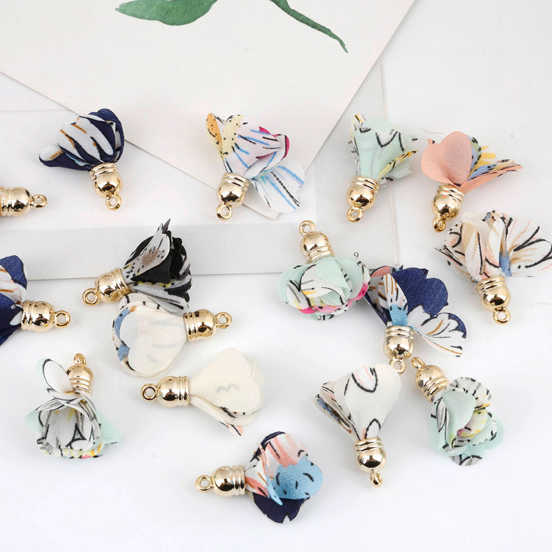 Izvēles 8 stilu jauktu krāsu šarms ziedu pušķu piekaramie aksesuāri auskariem/atslēgu piekariņam/telefonam/aizkaram/gramenta dekorēšanai