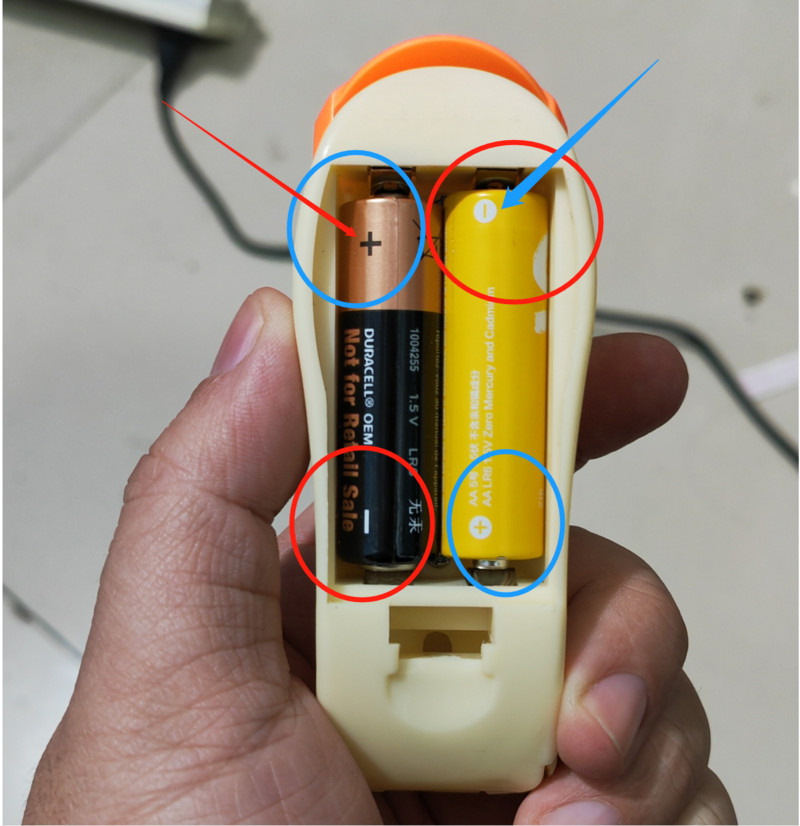 Mini aizzīmogošanas mašīna, pārtikas maisiņu aizzīmogošanas mašīna, piemērota nepabeigtu uzkodu maisiņu aizzīmogošanai, ļoti labi virtuves piederumi