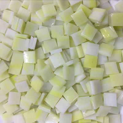 50 g DIY radošās daudzkrāsu mozaīkas inkrustācijas flīzes siena ar rokām gatavoti materiāli stikla vizlas gabals parastais kolāžas darbs 1cm ZXY9841