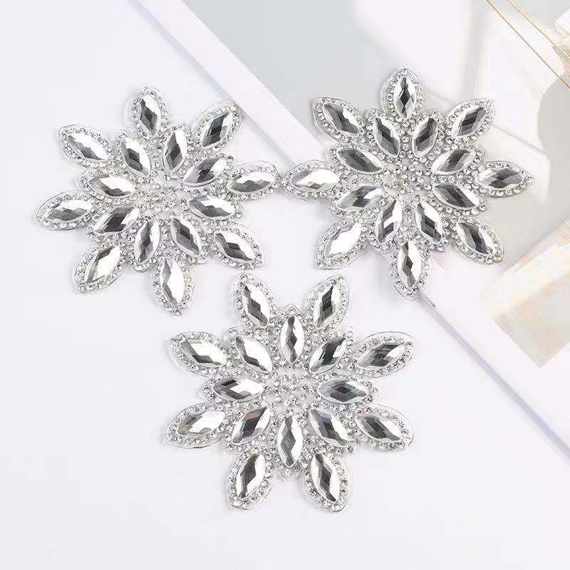 1 kom/lot Kristalni cvjetni zakrpe Motiv Hotfix Štras aplicirano za odjeću/torbu/cipele Dragulji, djeca žene Odjevni predmeti Dodaci