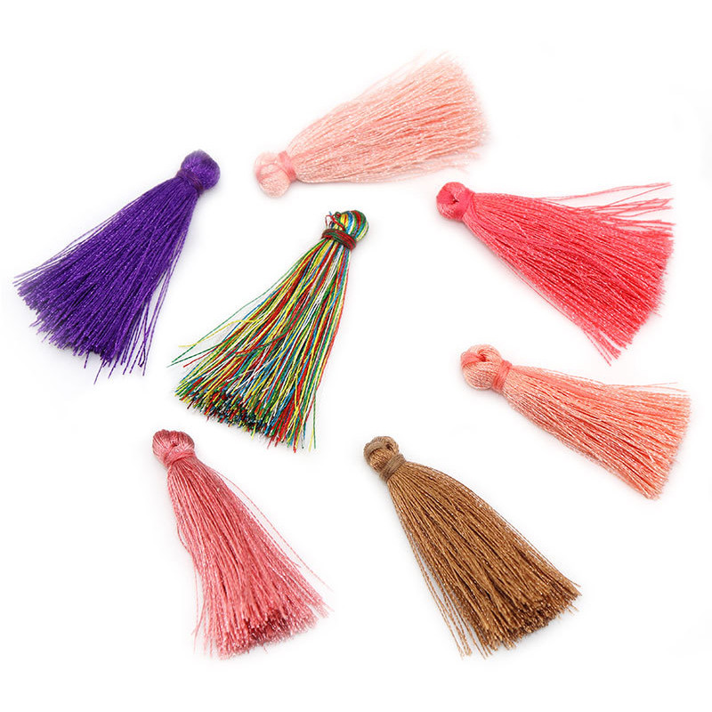 30Gb Ledus Zīda Krāsa Pušķi Bārkstis Kulons DIY Materiāls Rotaslietas Aksesuāri Pušķi Apdares Apģērbi Aizkari Dekors Pušķi 4CM