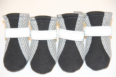 Elpojoši mājdzīvnieku suņu apavi Ūdensnecaurlaidīgi āra pastaigu tīkls Mīksti vasaras mājdzīvnieku apavi Naktī droši atstarojoši zābaki maziem un vidējiem suņiem