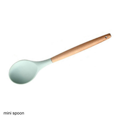 Maisto gaminimo įrankiai Maisto kokybės medinės rankenos sukimo žnyplės Mentele Sriubos šaukštas 1vnt Nešiojami virtuvės prietaisai Silikoninis Nelipnus