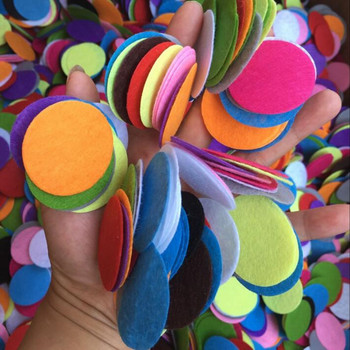 100бр. 3CM Кръгли цветни филцови лепенки Подложки от плат Филцове Аксесоари за шиене на цветя Кукли Играчки Домашни стикери за стена Ръчно изработени занаяти