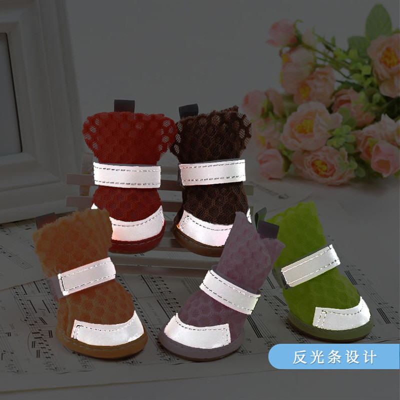 Vasariniai batai mažiems šunims Šviesą atspindintys, kvėpuojantys tinkliniai batai šuniukų meškiuko bichonui neslystantys Čihuahua York naminių šunų batų užvalkalas