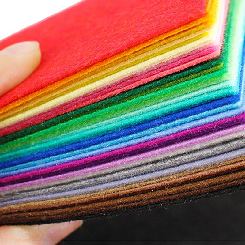 40 gab. Neausts rokdarbu filca audums, 10x10 cm savārstījuma audumu komplekts bērniem.