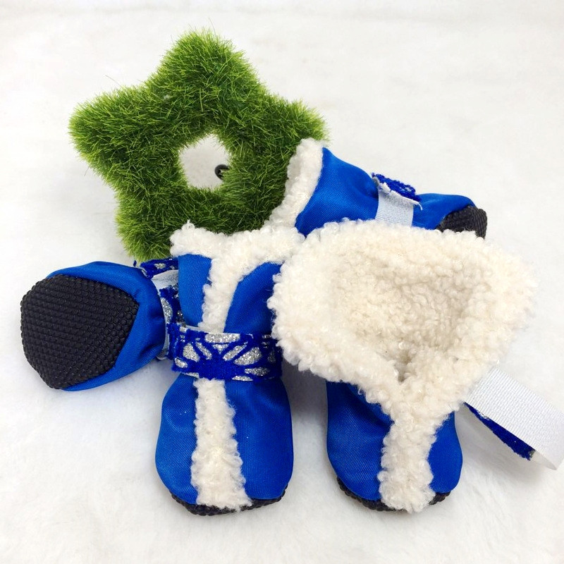 Mājdzīvnieku izstrādājums 4Gb/komplekts Suņu ziemas apavi Ūdensizturīgi kucēnu apavi Mājdzīvnieku suņiem Pretslīdēšanas Lietus Sniega zābaki Sabiezināti Suņu Kurpes Ziemassvētki Jaunums