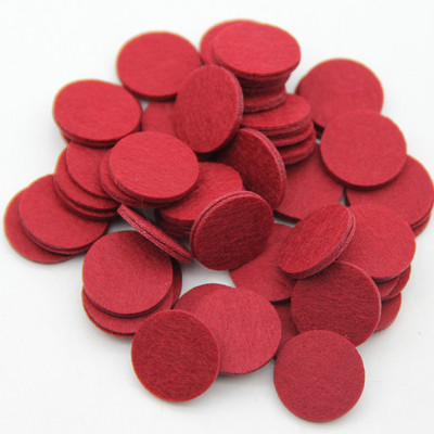 100 gab. 2,5 CM krāsaini apaļi neausti filca ielāpi Audums poliestera audums filca paliktņi DIY komplekts šūšanas rotaļlietām lelles aksesuāri
