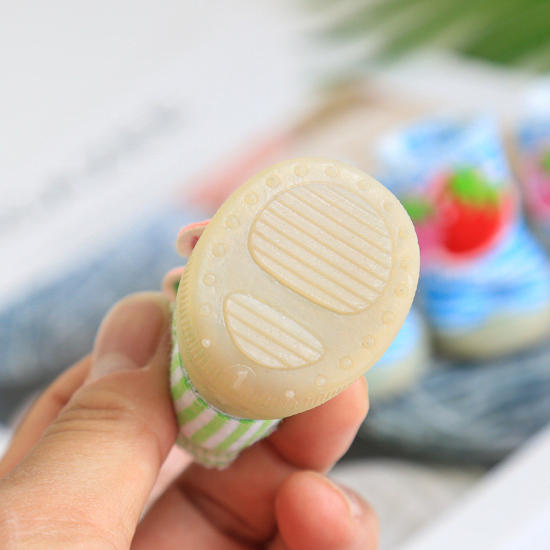 Cipele za kućne ljubimce Prugaste čizme za pse s voćem koje se ne kližu od goveđe tetive Cipele za mačke za pse Štene Cipele za kućne ljubimce Odjeća za pse Odjeća 4 KOMADA/SET