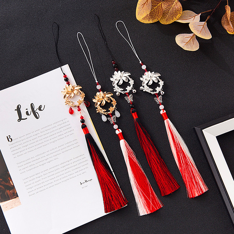 1 gab. Pušķi Kuloni Amatniecībai Tauriņu vainags Zīda pušķis Bārkstis Amatniecība Rotaslietas Izstrādājumi Šūšana Apģērbi Kuloni Dekors Grāmatzīme