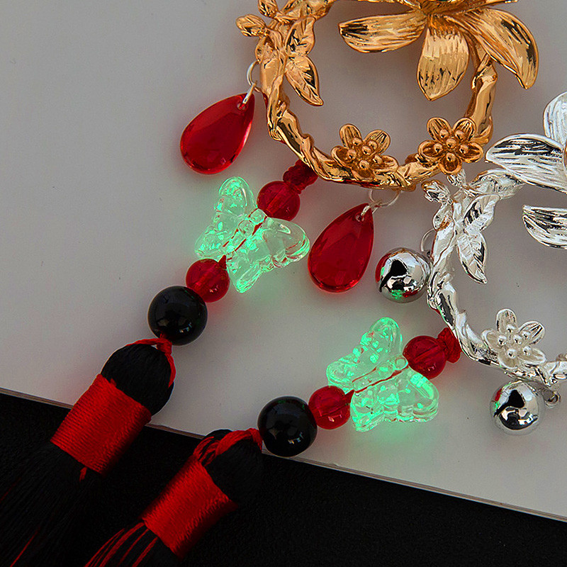 1 gab. Pušķi Kuloni Amatniecībai Tauriņu vainags Zīda pušķis Bārkstis Amatniecība Rotaslietas Izstrādājumi Šūšana Apģērbi Kuloni Dekors Grāmatzīme