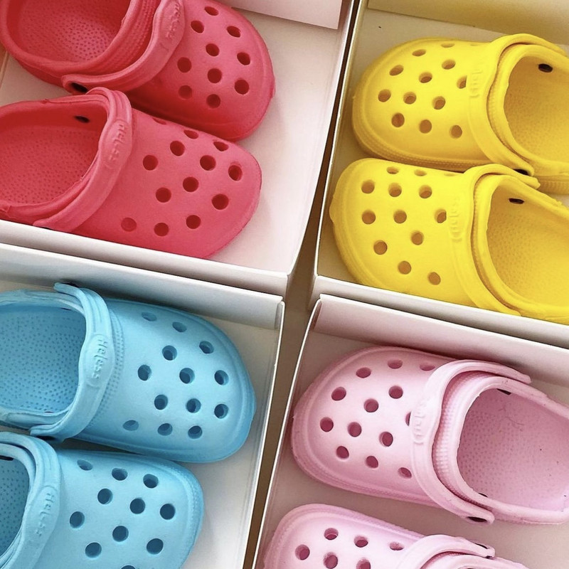 2gab./komplektā Suņu apavi Nodiluma elpojoši suņu zābaki Modes čības suņiem Čivavas ūdensnecaurlaidīgi pludmales apavi DIY kucēnu mājdzīvnieku apavi