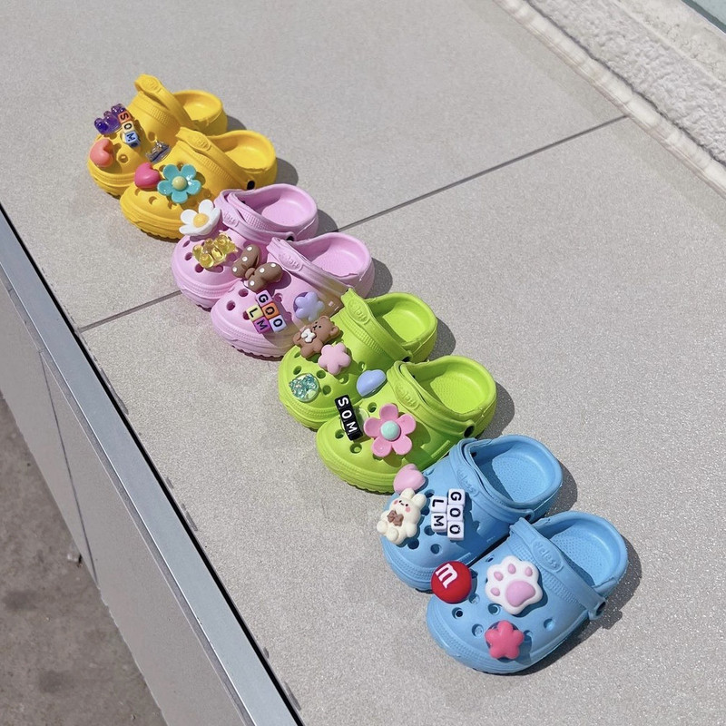 2gab./komplektā Suņu apavi Nodiluma elpojoši suņu zābaki Modes čības suņiem Čivavas ūdensnecaurlaidīgi pludmales apavi DIY kucēnu mājdzīvnieku apavi