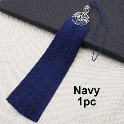 1 gab Amatniecības pušķi Tibetas sudraba ziedu pušķis, ar rokām gatavoti, mīksti zīdaini pušķi ar pakarināmo cilpu, lai izgatavotu amatniecības rotaslietas