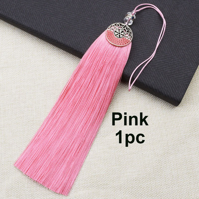 1 gab Amatniecības pušķi Tibetas sudraba ziedu pušķis, ar rokām gatavoti, mīksti zīdaini pušķi ar pakarināmo cilpu, lai izgatavotu amatniecības rotaslietas